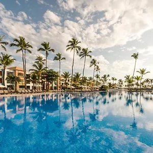 Ocean Blue & Semesteranläggning (resort)